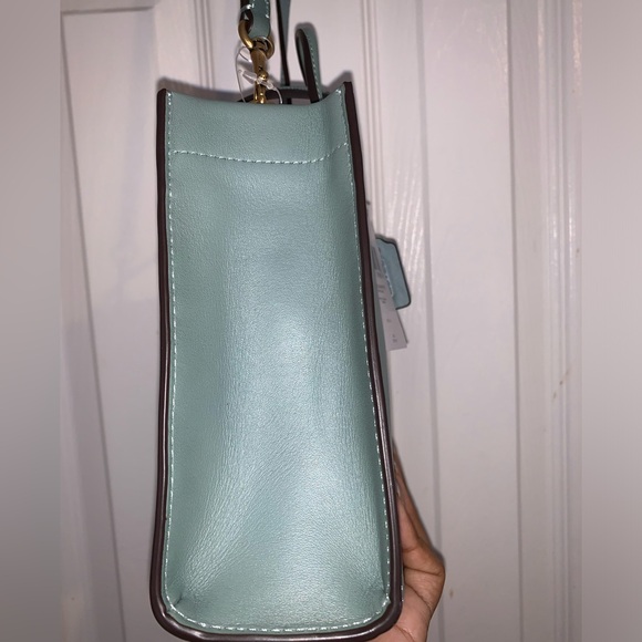 Coach crossbody bag with dust bag - Picture 5 of 9